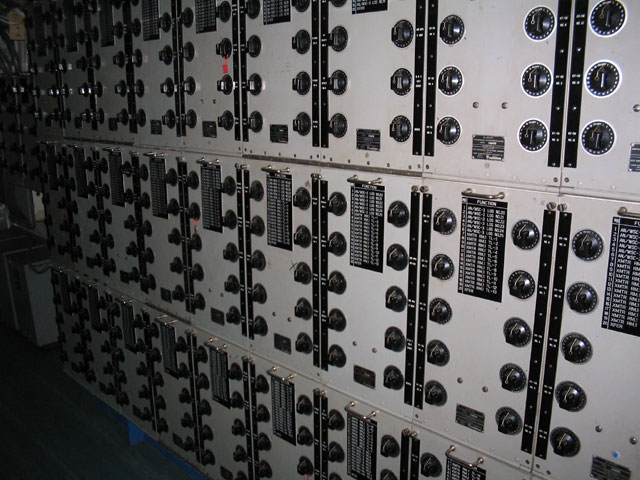 03_RadioRoom